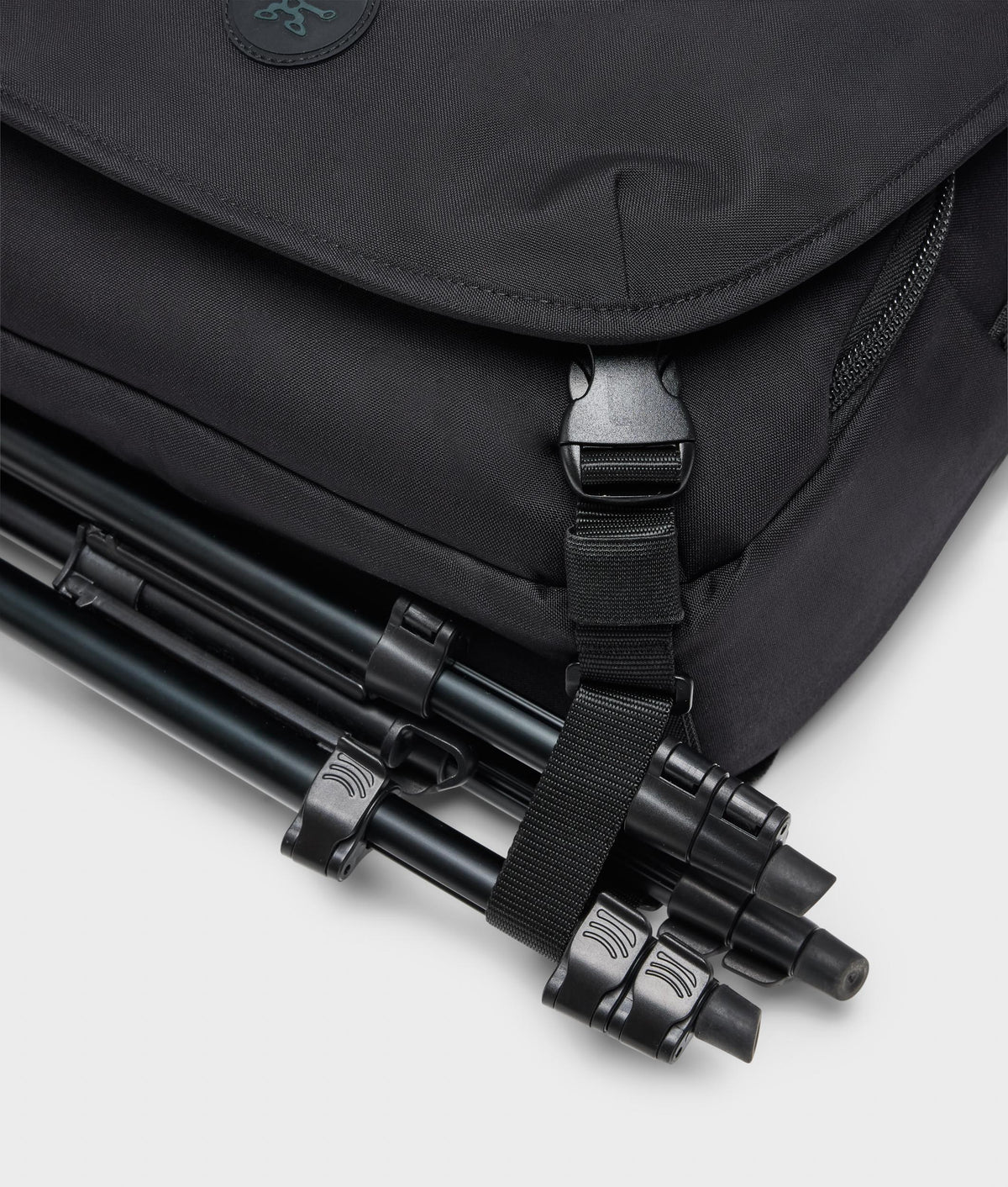 | Colour: Black