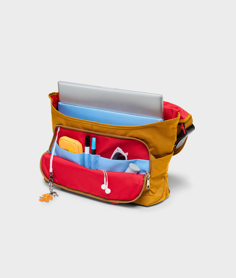 | Colour: Camel