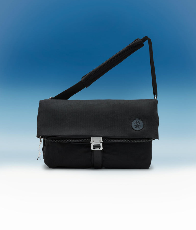 | Colour: Black Waxed Canvas