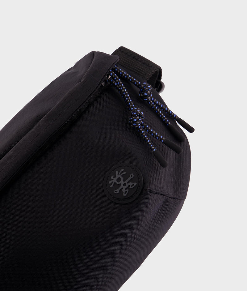 | Colour: Black