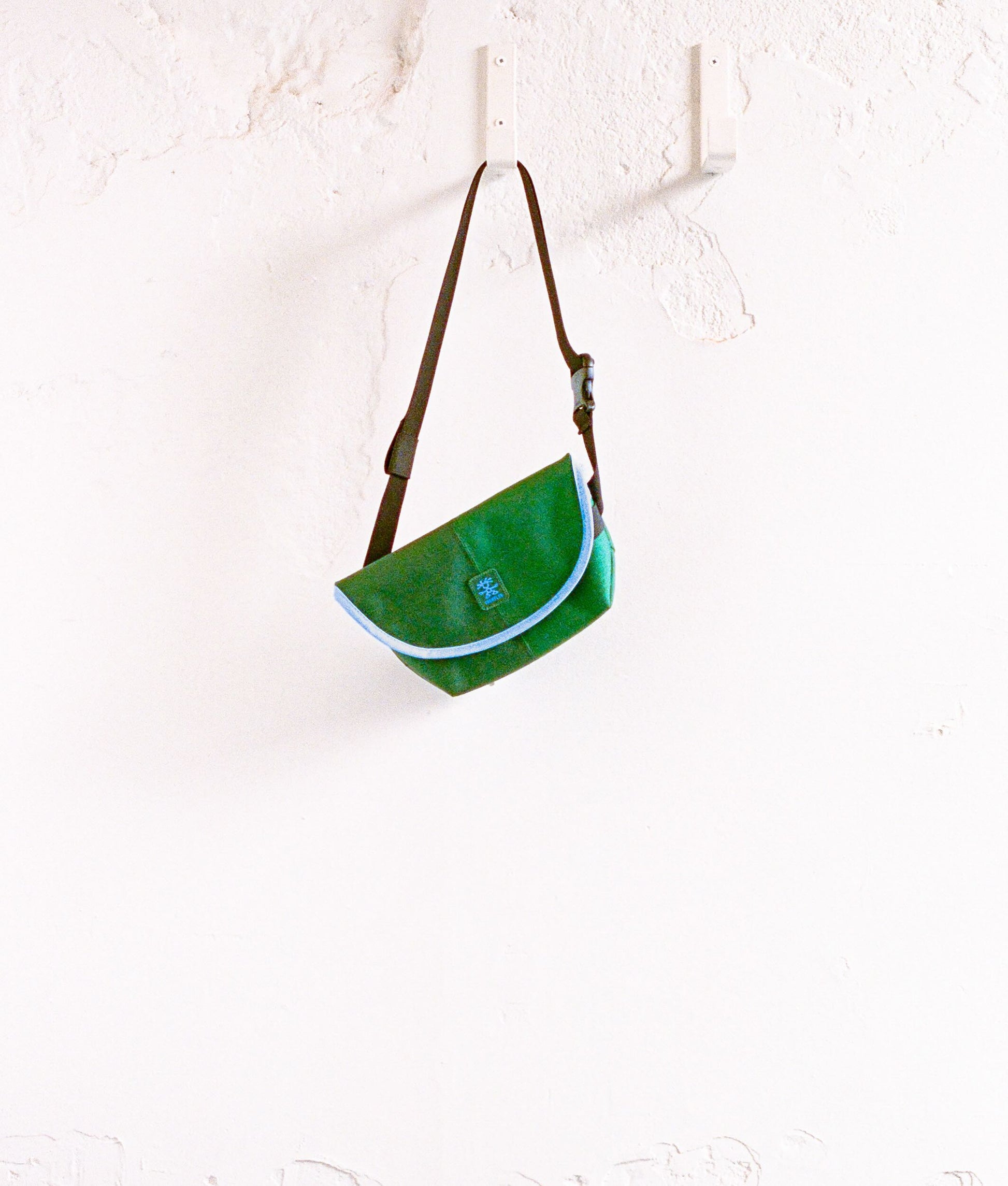 | Colour: Green Halfie