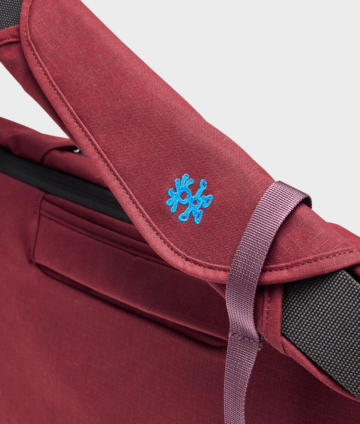 | Colour: Royal Red