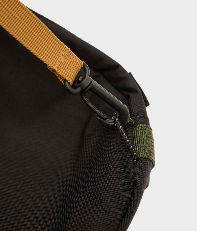 | Colour: Black/Olive