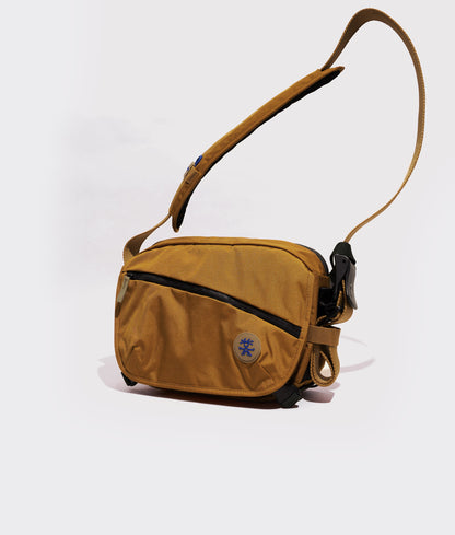 | Colour: Camel