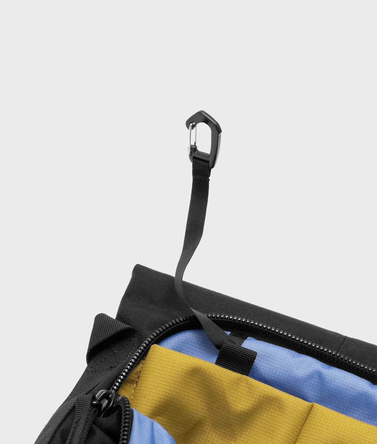 | Colour: Black