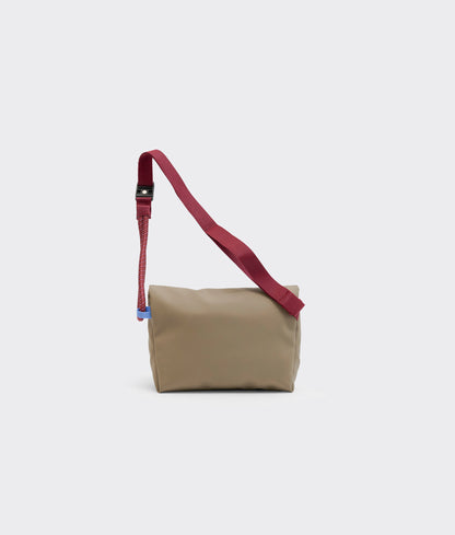 | Colour: Olive