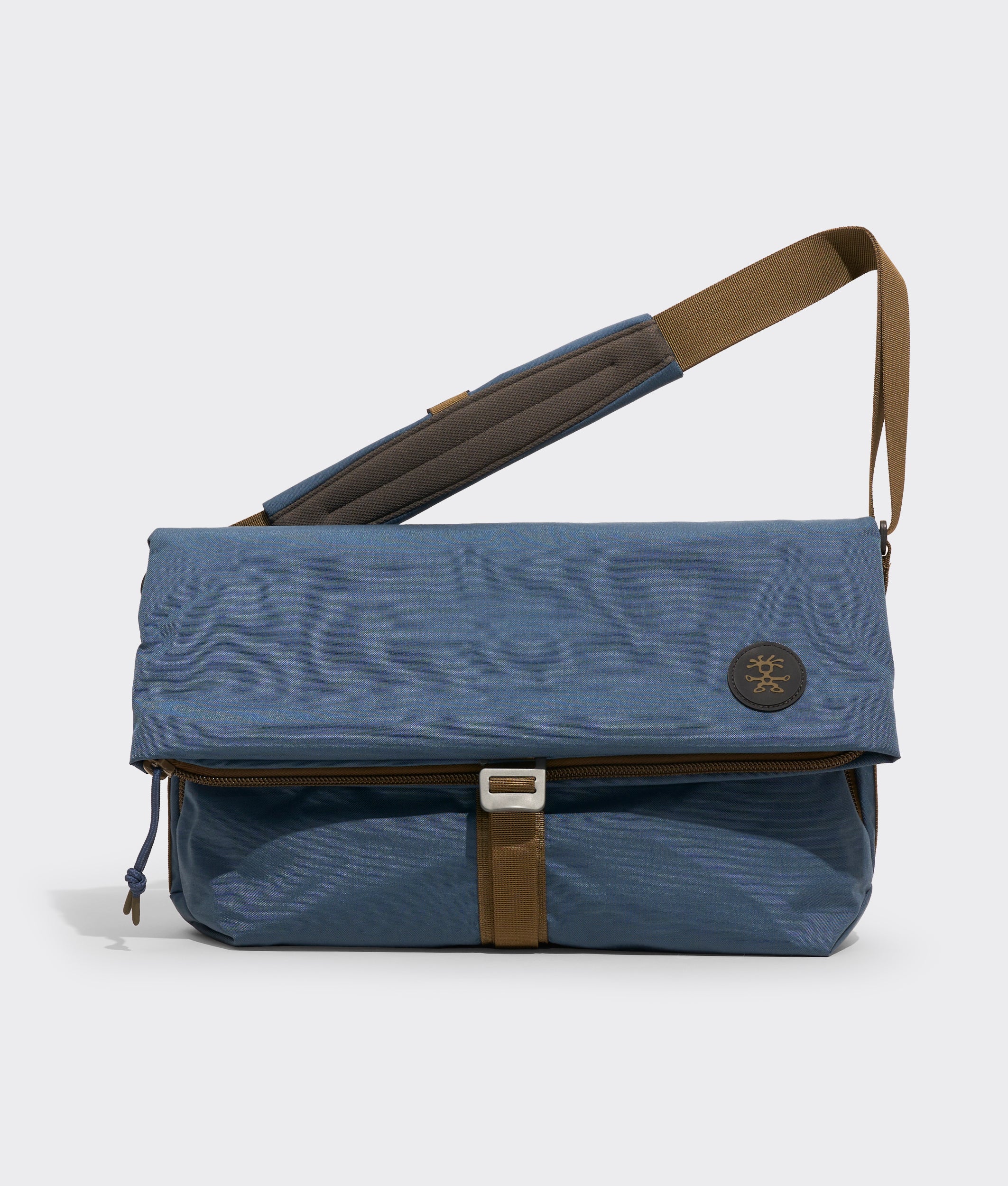Crumpler Month on Monthブラック Month On Month - Messenger & Laptop Bag - Crumpler Australia