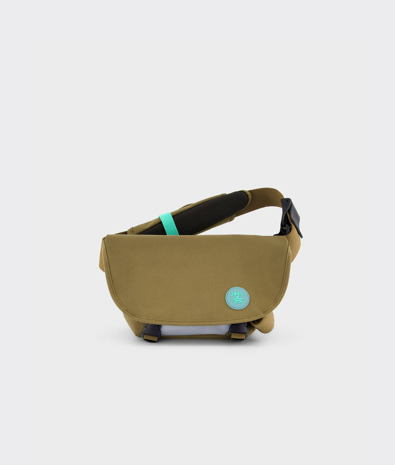 | Colour: Olive
