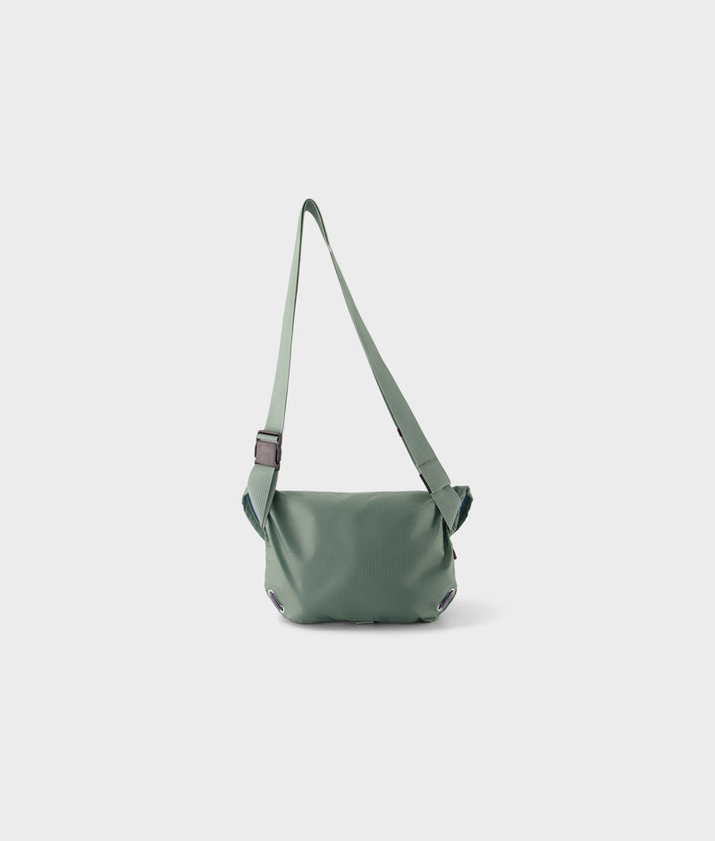 | Colour: Turtle Green